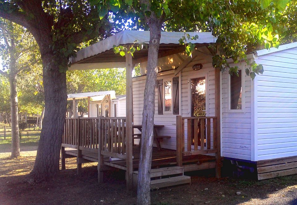 Camping Robinson à Marseillan Plage - Mobile-home Birdy