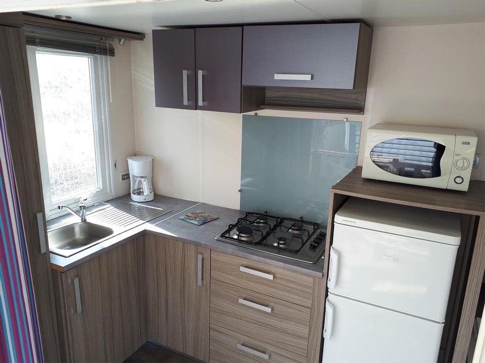 Camping Robinson à Marseillan Plage - mobile-home playa